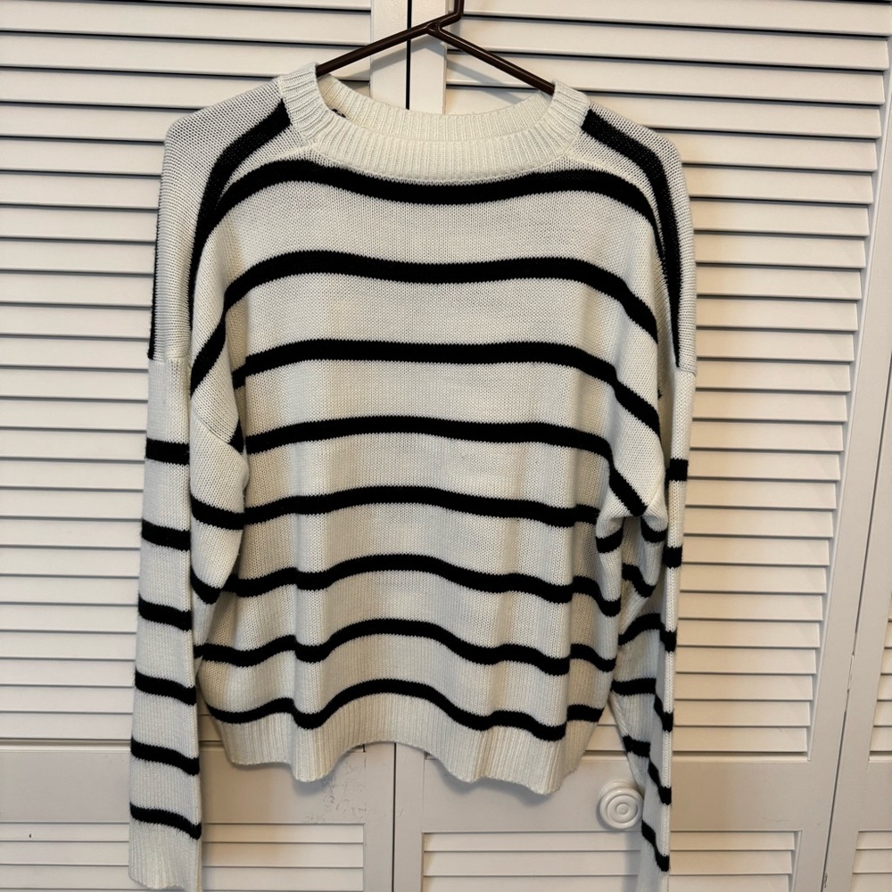 Shein Striped Black and White Sweater Size XL